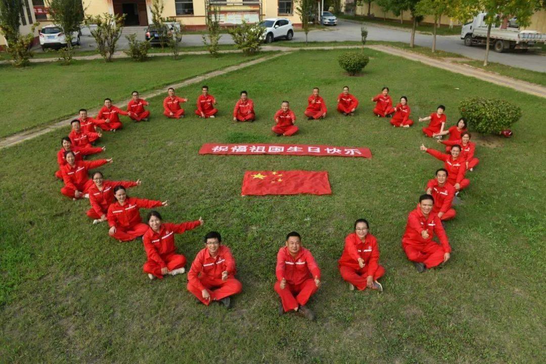 逃离废弃的建筑